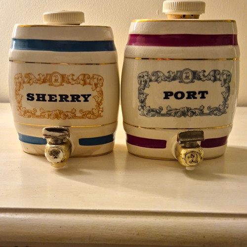 Wade ceramic barrel decanters - ceramic,