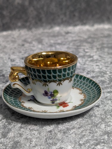 The regal porcelain vintage - the,