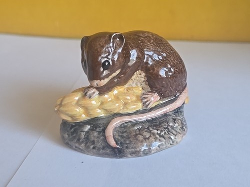 Rare vintage beswick field - rare,
