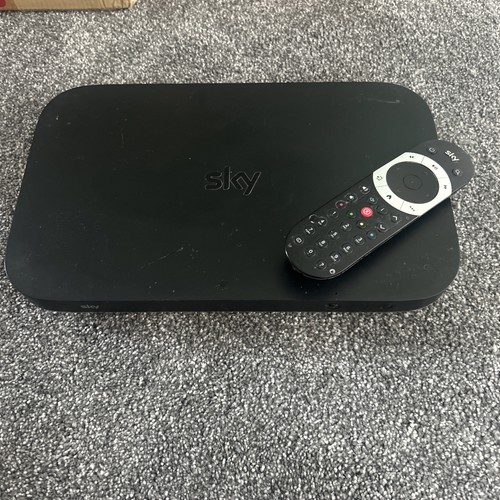 Sky box es240 - sky, hd