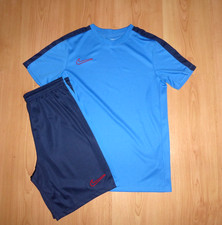 NIKE DRI-FIT ACADEMY T-SHIRT &