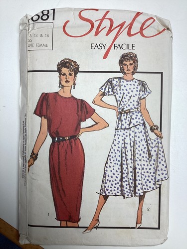 Vintage sewing pattern dress - sewing,