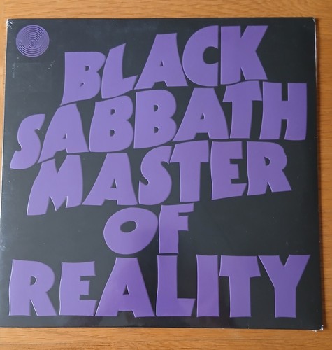 Black sabbath master - black,
