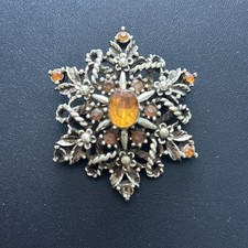 Vintage Star Brooch Pin Amber