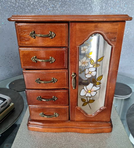 Vintage wooden jewellery - vintage,