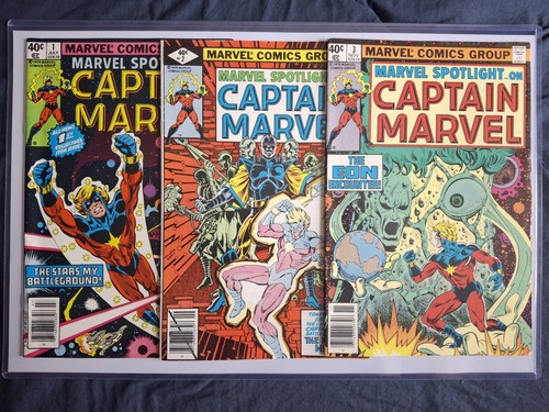 Marvel spotlight captain - marvel, on