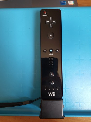 Official black wii controller - black,
