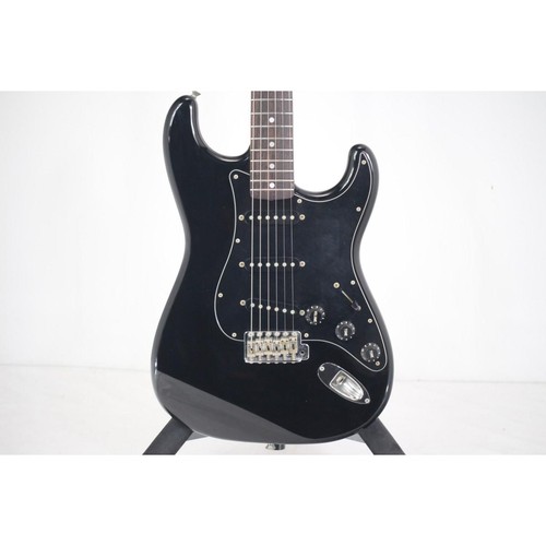 Authentic squier sst - authentic,
