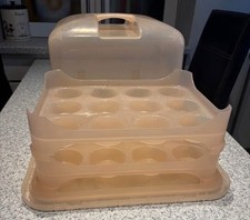 Vintage 80’s Cupcake Carrier/ Holder (24) Decent Condition