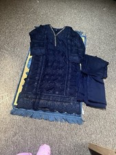 Pakistani 3 Piece Suit