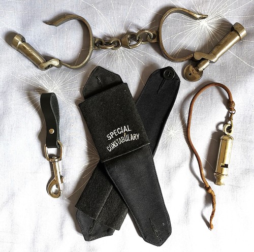 Police hiatt handcuffs - hiatt,