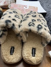 Ladies Slippers