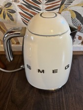 SMEG KLF03WHUK 1.7L 50's Retro