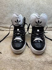 Ladies Old School Adidas Mid Top Trainers Size 4