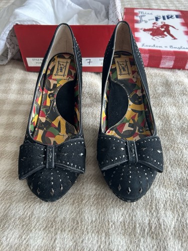 Miss fire black heels - l-fire,