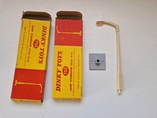 DINKY TOYS 755 LAMP STANDARD