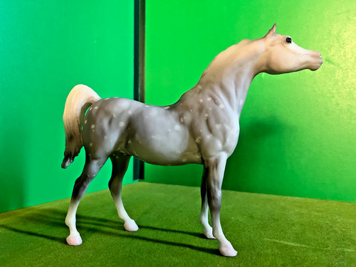 Breyer arabian stallion - breyer,