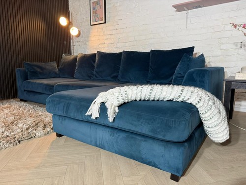 High street brand dfs - street,