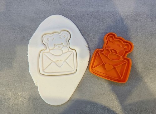 Cute teddy bear cookie cutter - cookie,