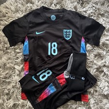 Kids 2025 England Full Kit With Socks Trending UK Stock Fast Dispatch Age 8-9