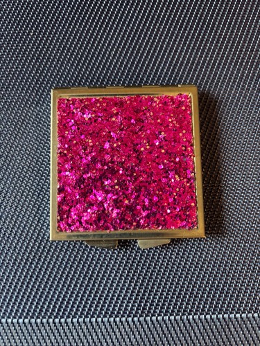 Small pink sparkle compact - small,