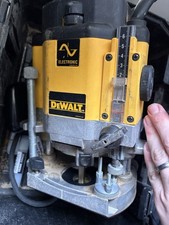 Dewalt DW625E - LX Router