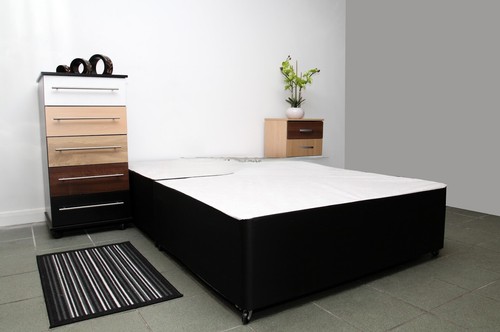 Brand new 5ft king size - brand, divan