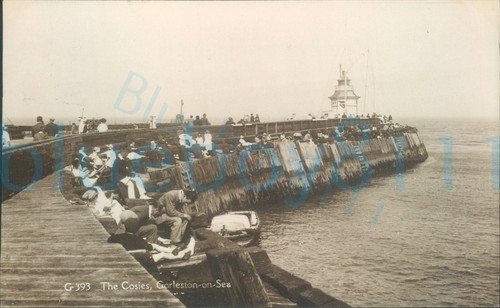 Gorleston the cosies 1928 - gorleston,