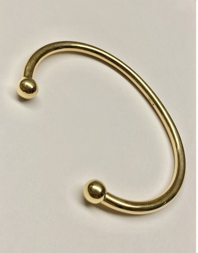 Solid 9ct yellow gold - 9ct,
