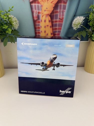 Herpa wings 200 embraer - wings,