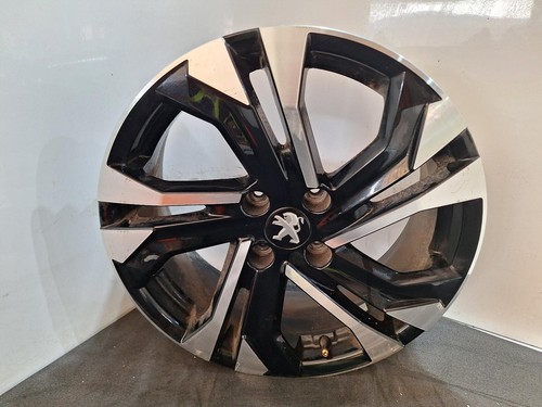 Peugeot 2008 mk2 - 2008, 17"