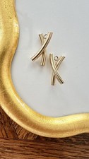 14K Yellow Gold Geometric Bar