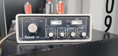Centres 701 autopilot - 701, system