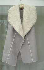 GREY AND CREAM GILET /