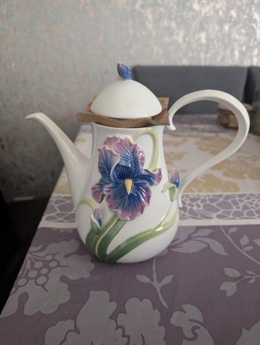 Regal porcelain floral - porcelain, 3d