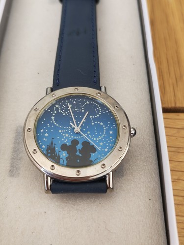 Mickey mouse watch original - in,