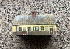 Graham Farish (N Gauge) GWR / BR Western Region station building