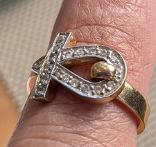 18 Carat - 4.8 Grams -
