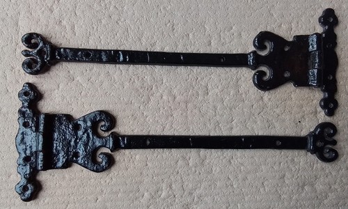 Antique pair black - black, ornate