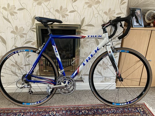 Trek road bike blue - bike, white