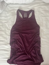 athletic burgundy top