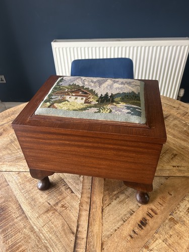 Vintage wooden craft - craft, box
