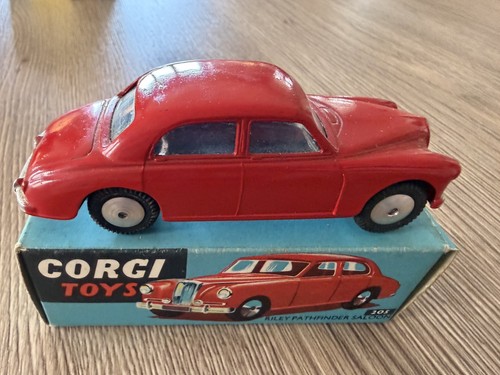 Corgi toys 205 riley - toys,