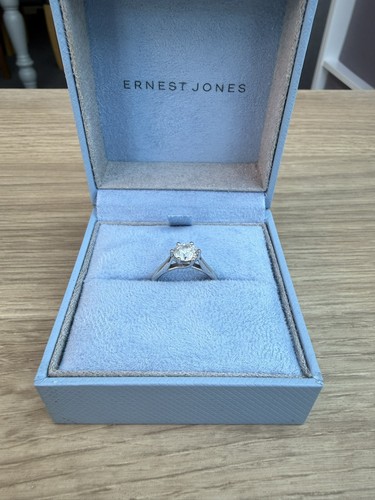 Ernest jones 1ct - jones, natural