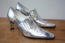 Fabulous Sabrina Chic Italian Shoes, Burnished Silver, NEW Size 37.5 / 4.5