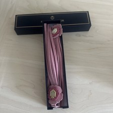 Fairfax & Favour Blush Flower