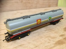 Lot..974F...OO GAUGE HORNBY SHELL / BP  100 TON BOGIE TANKER...........#12#