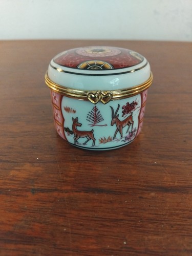 Small ceramic trinket box - small,