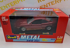 Revell Diecast 1:24 Scale Model Car 8629 BMW 850i Red Original Box