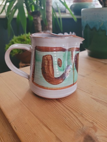 Studio pottery small - studio, 9.5cm